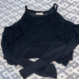 HOLLISTER COLD SHOULDER SWEATER
